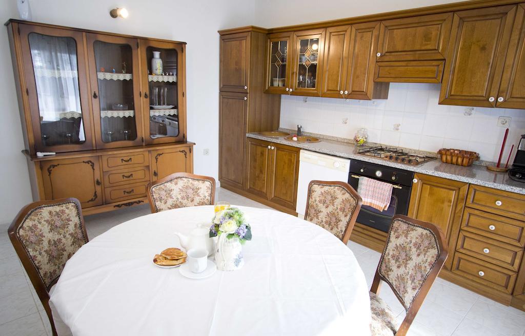 Apartment Pcelica Maja Podstrana Szoba fotó